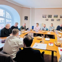 FCNM Advisory Committee Makes Official Visit to Hungary